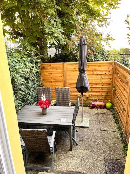 ליבק Doppelzimmer Mit Terrasse In Privatem Zuhause מראה חיצוני תמונה
